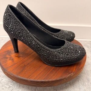 Silver Slipper Elegant‎ Black Beaded Women's Heels 8m NWOT
